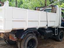 https://riyasewana.com/uploads/nissan-condor-2001-2416411912984.jpg