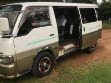 Nissan Caravan 1997 Van