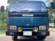 Nissan CrewCab 1991 Crew Cab