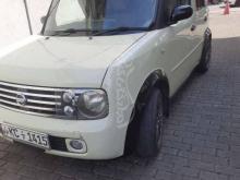 Nissan Cube 2002 Car