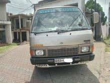 Nissan CVARAVAN VRMGE 24 1993 Van