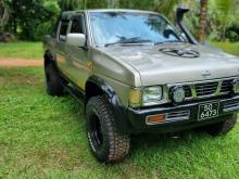 Nissan D21 1988 Pickup