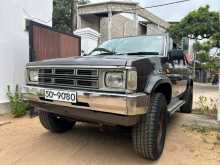 Nissan D-21 4X4 DOUBLE 1988 Pickup