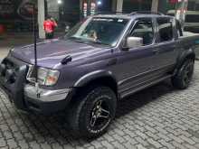 Nissan D 22 4W JAPAN 1998 Pickup