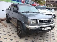 https://riyasewana.com/uploads/nissan-d-22-251540446832.jpg