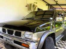 Nissan D21 1985 Pickup