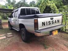 https://riyasewana.com/uploads/nissan-d21-106553923002.jpg