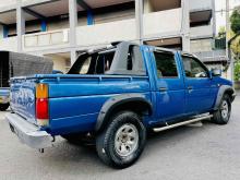 https://riyasewana.com/uploads/nissan-d21-121433124292.jpg