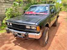 Nissan D21 1983 Crew Cab
