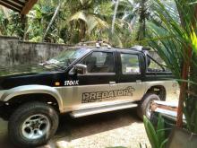 Nissan D21 1984 Pickup