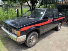 Nissan D21 1987 Crew Cab