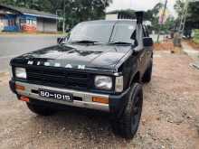 Nissan D21 1985 Pickup