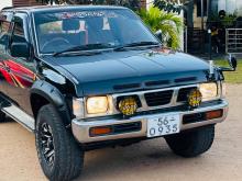 Nissan D21 1994 Crew Cab