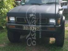 https://riyasewana.com/uploads/nissan-d21-1990-61110321285150.jpg