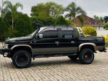 https://riyasewana.com/uploads/nissan-d21-1994-118343512822.jpg