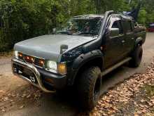 https://riyasewana.com/uploads/nissan-d21-1995-622153512972.jpg