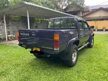 https://riyasewana.com/uploads/nissan-d21-1996-2419321312623.jpg