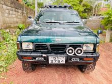 Nissan D21 1990 Crew Cab