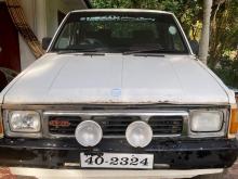 Nissan D21 1984 Pickup