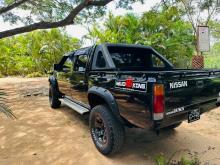 Nissan D21 1984 Pickup