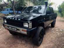 Nissan D21 1985 Pickup