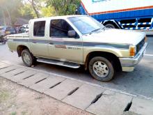 Nissan D21 1984 Pickup