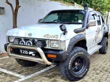 Nissan D21 4WD 1997 Pickup