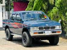 Nissan D21 4wd 1981 Pickup