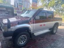Nissan D21 1984 Pickup