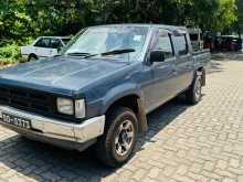 Nissan D21 1987 Pickup