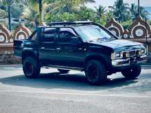 https://riyasewana.com/uploads/nissan-d21-turbo-1993-1116192412603.jpg