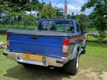 https://riyasewana.com/uploads/nissan-d22-1998-2214120712852.jpg