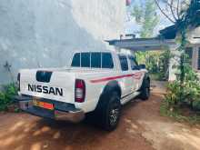 https://riyasewana.com/uploads/nissan-d22-2005-2721294212742.jpg