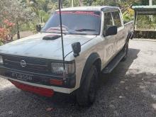 Nissan Double Cab 1985 Pickup