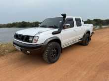 Nissan Datsun 2002 Pickup