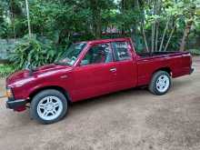 Nissan Datsun 720 King Cab 1981 Pickup