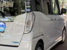 https://riyasewana.com/uploads/nissan-days-roox-311585922263.jpg