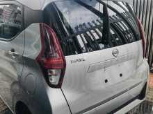 https://riyasewana.com/uploads/nissan-dayz-19480422573.jpg