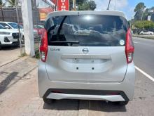 https://riyasewana.com/uploads/nissan-dayz-51121186806.jpg