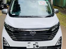https://riyasewana.com/uploads/nissan-dayz-highway-16927526374.jpg