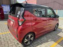 https://riyasewana.com/uploads/nissan-dayz-highway-2423092322142.jpg