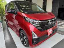 https://riyasewana.com/uploads/nissan-dayz-highwaystar-165391022862.jpg