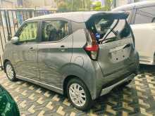 https://riyasewana.com/uploads/nissan-dayz-hybrid-23807024882.jpg