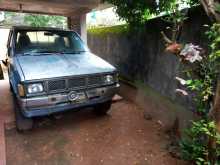 Nissan Double Cab 1990 Pickup