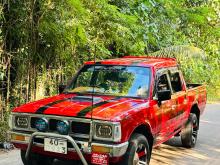Nissan Double Can 1983 Crew Cab