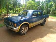 Nissan Double Cab 1981 Pickup