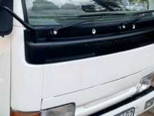 Nissan Dump Truck 2001 Lorry