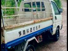 https://riyasewana.com/uploads/nissan-dunu-venat-1993-1514164112893.jpg