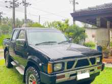 Nissan D21 1988 Pickup