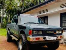 Nissan Dutsun 720 1980 Pickup